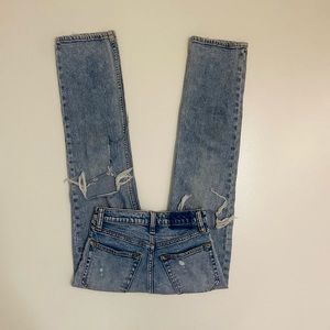 TRENDING Abercrombie Ankle Straight Jean